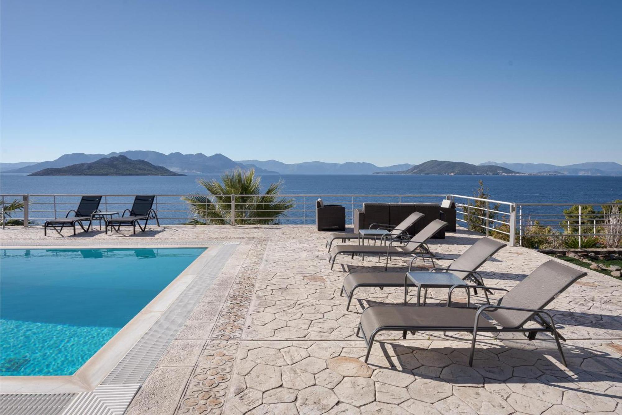 Zefis Villa